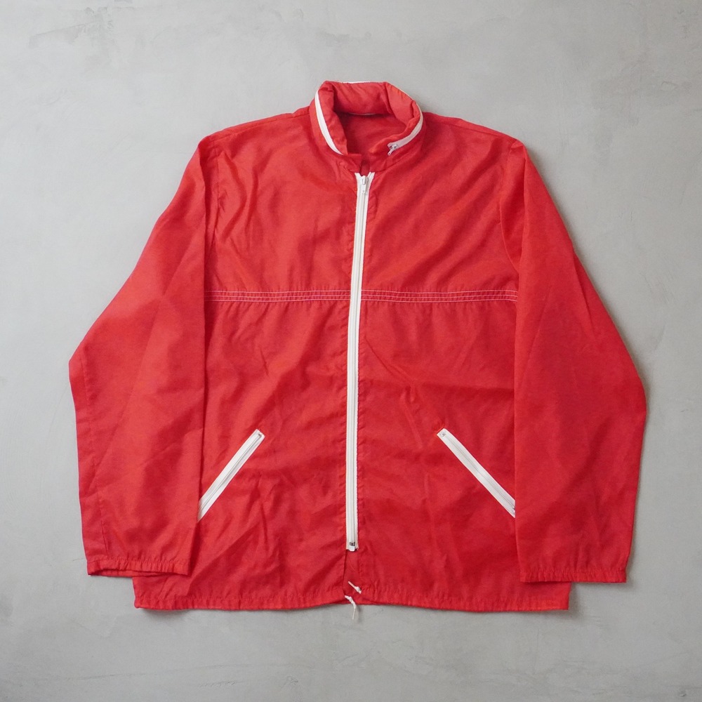 Vintage MW Red Nylon Windbreaker Jacket Mens Medium Stowaway Hood Full Zip 80s